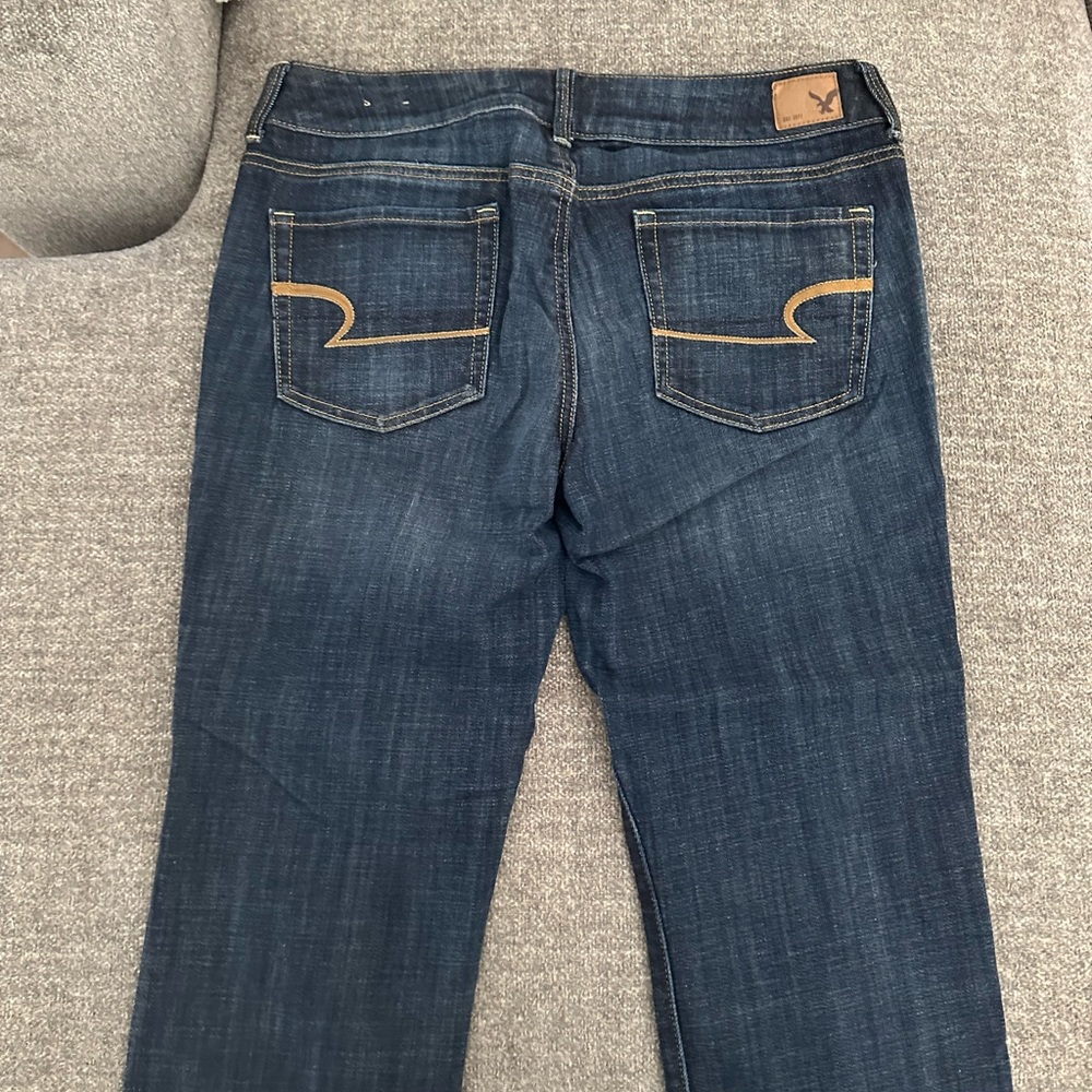Women’s American Eagle jeans - Picture 3 of 5